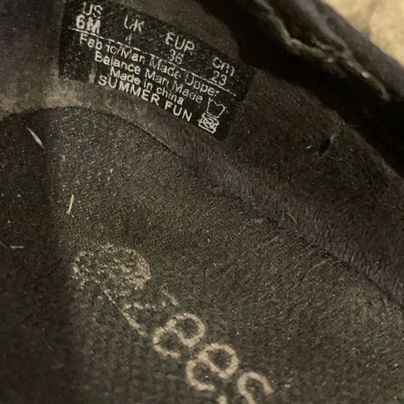 GREY/BLACK BZEES SLIP ON SNEAKERS - Picture 6 of 6